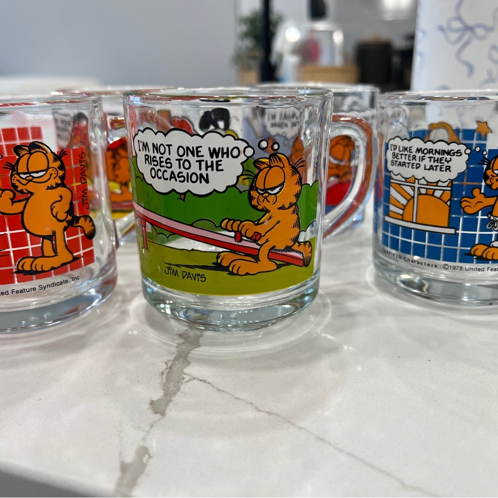 Vintage McDonald’s Garfield Comic Glass Mug set of five